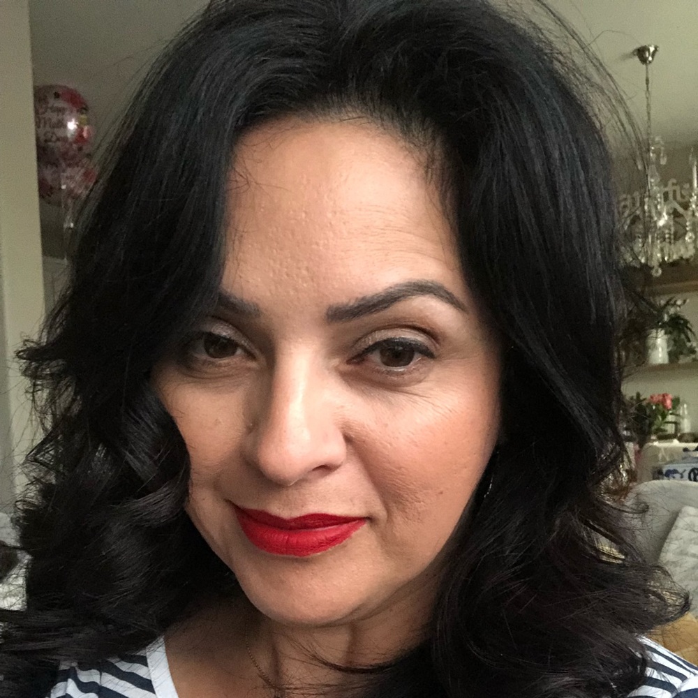 Meet your Posher, Araceli